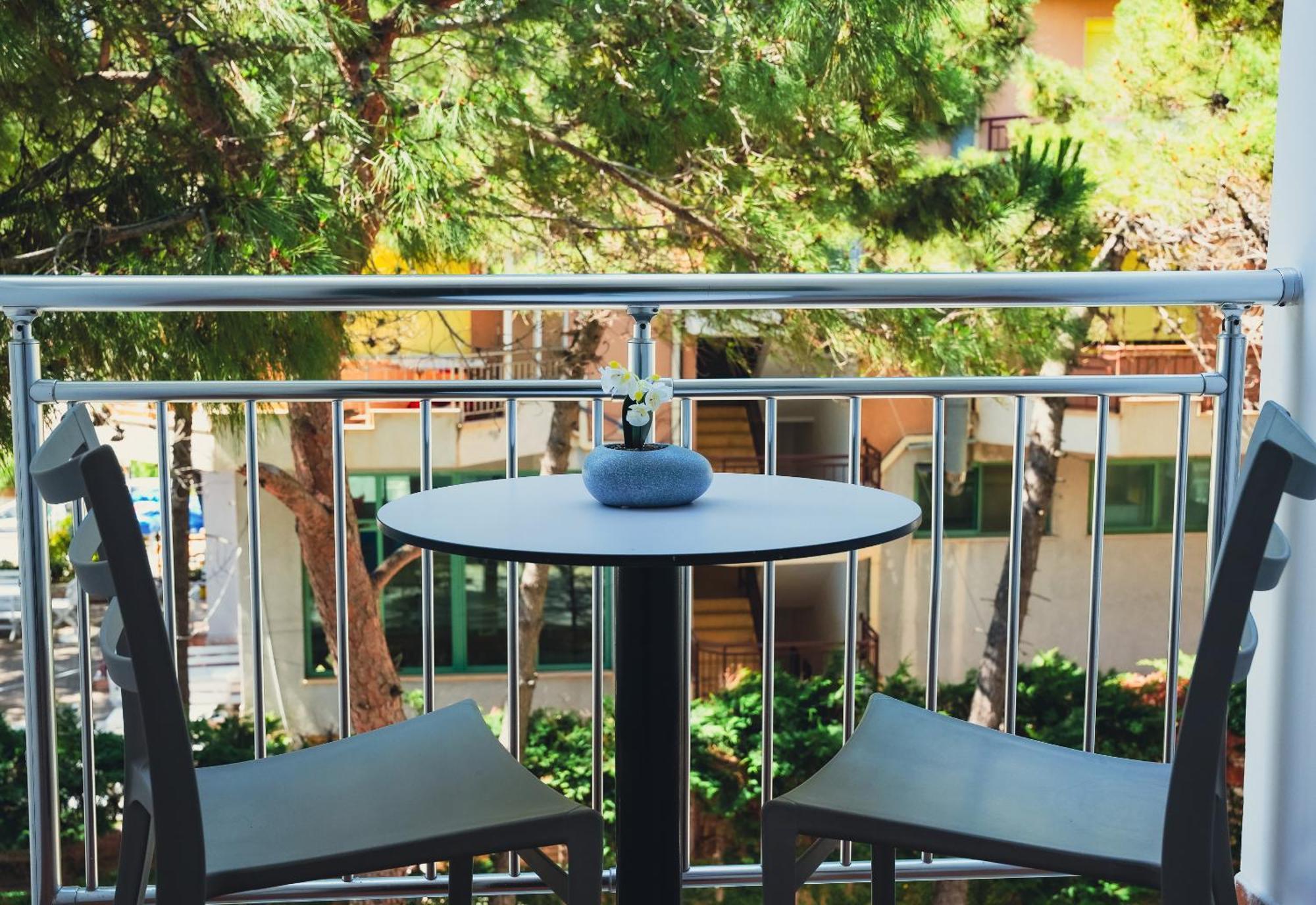 Hotel Andi Δυρράχιο Εξωτερικό φωτογραφία