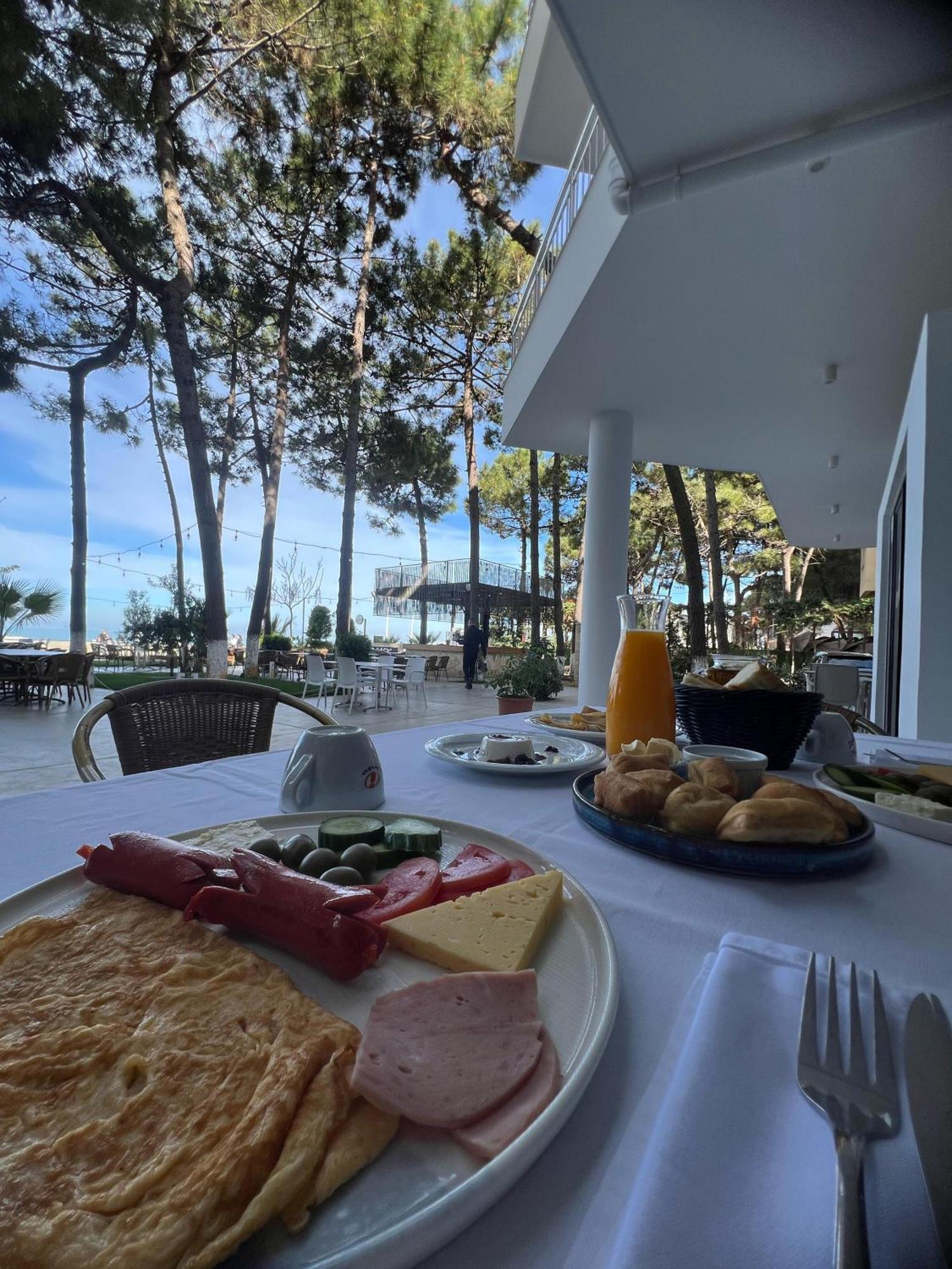 Hotel Andi Δυρράχιο Εξωτερικό φωτογραφία